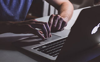 恩里克2025年带领巴黎赢得包括法甲冠军欧冠冠军在内几乎所有冠军